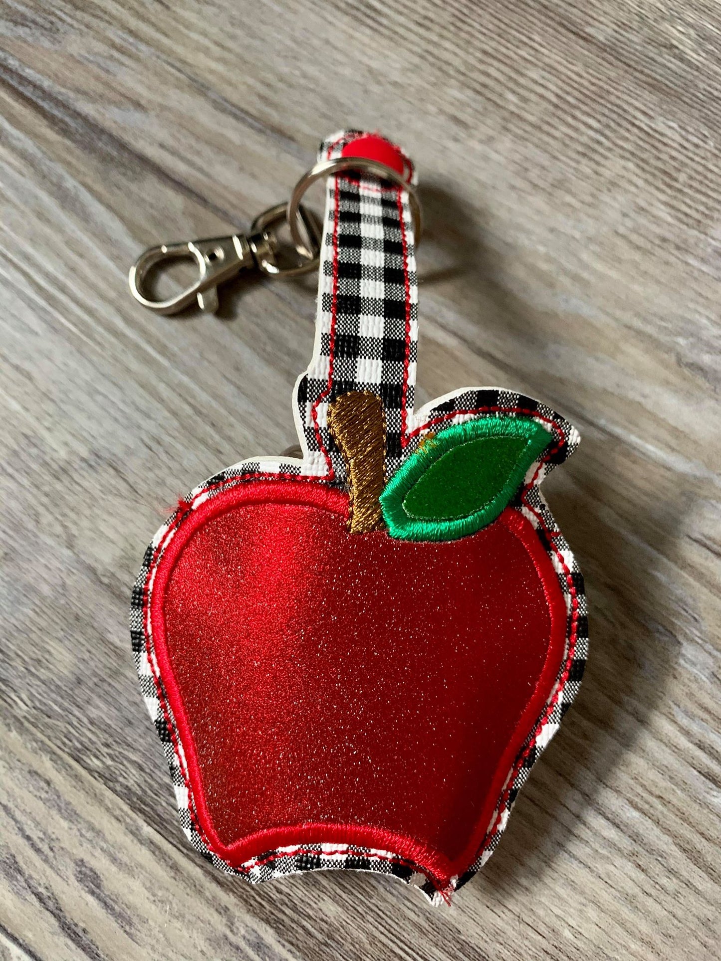 Apple Applique Sanitizer Holder 5x7- DIGITAL Embroidery DESIGN