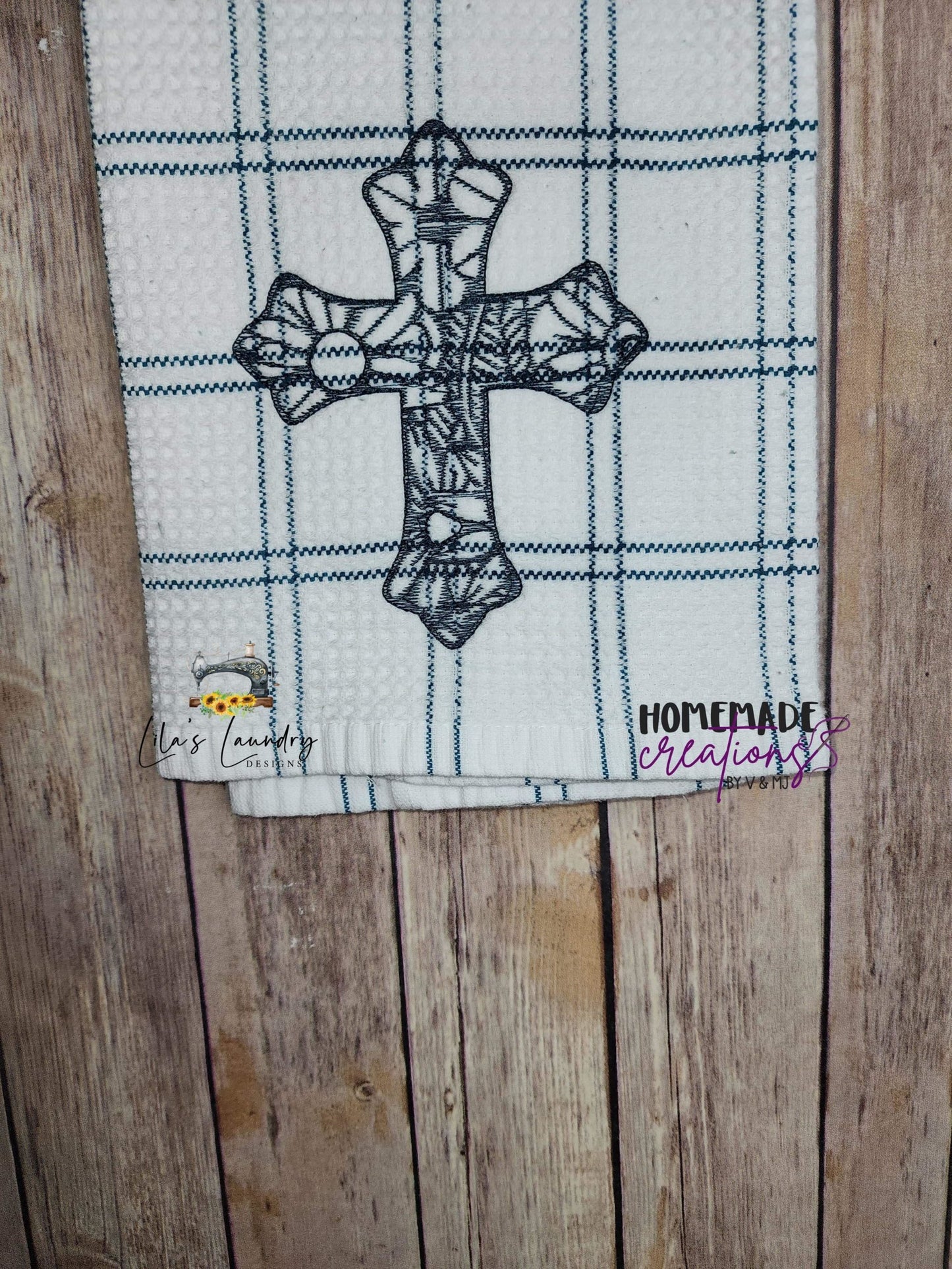Scallop Cross Zentangle - 3 sizes- Digital Embroidery Design