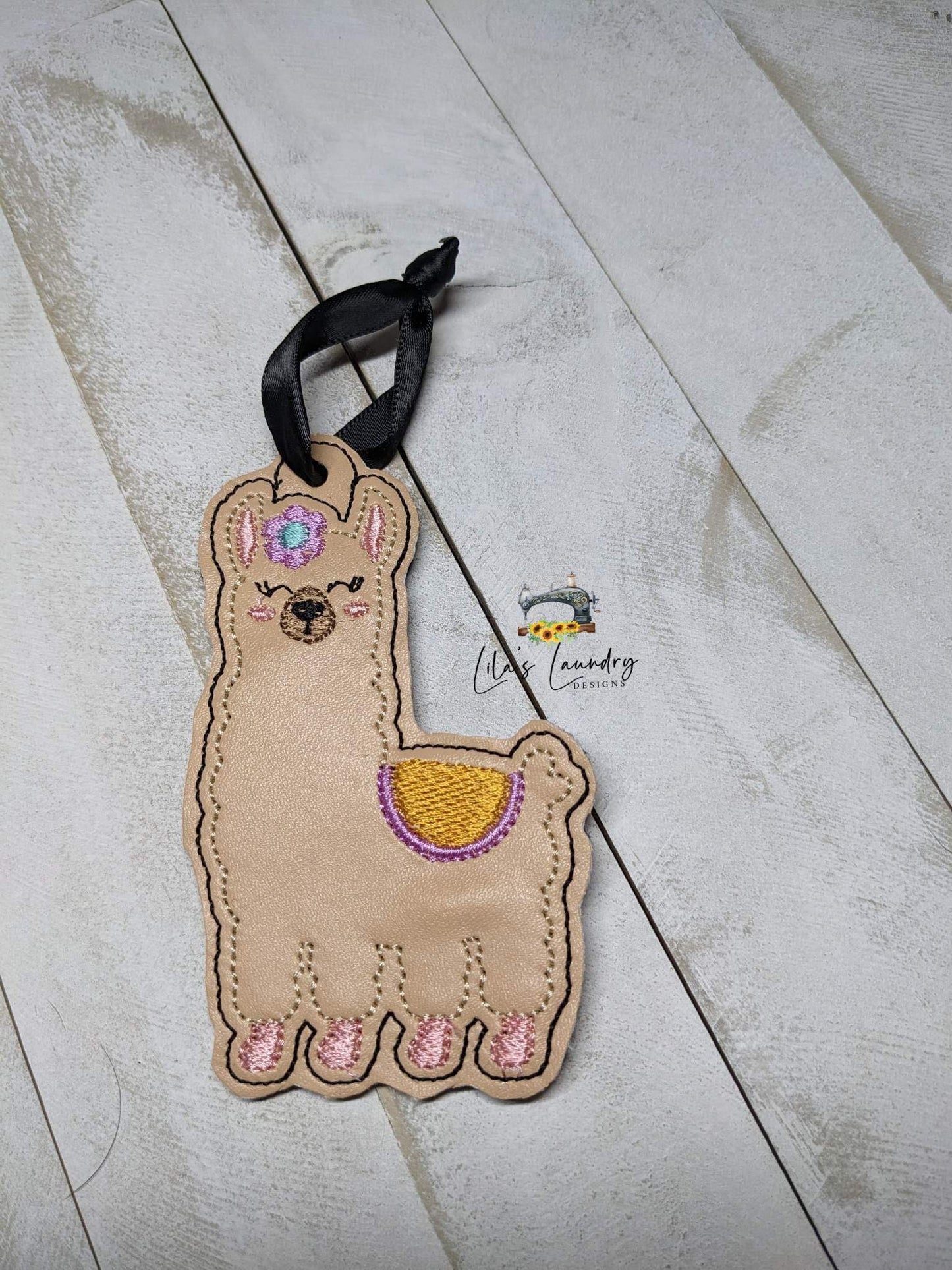 Llama Ornament - Digital File - Embroidery Design