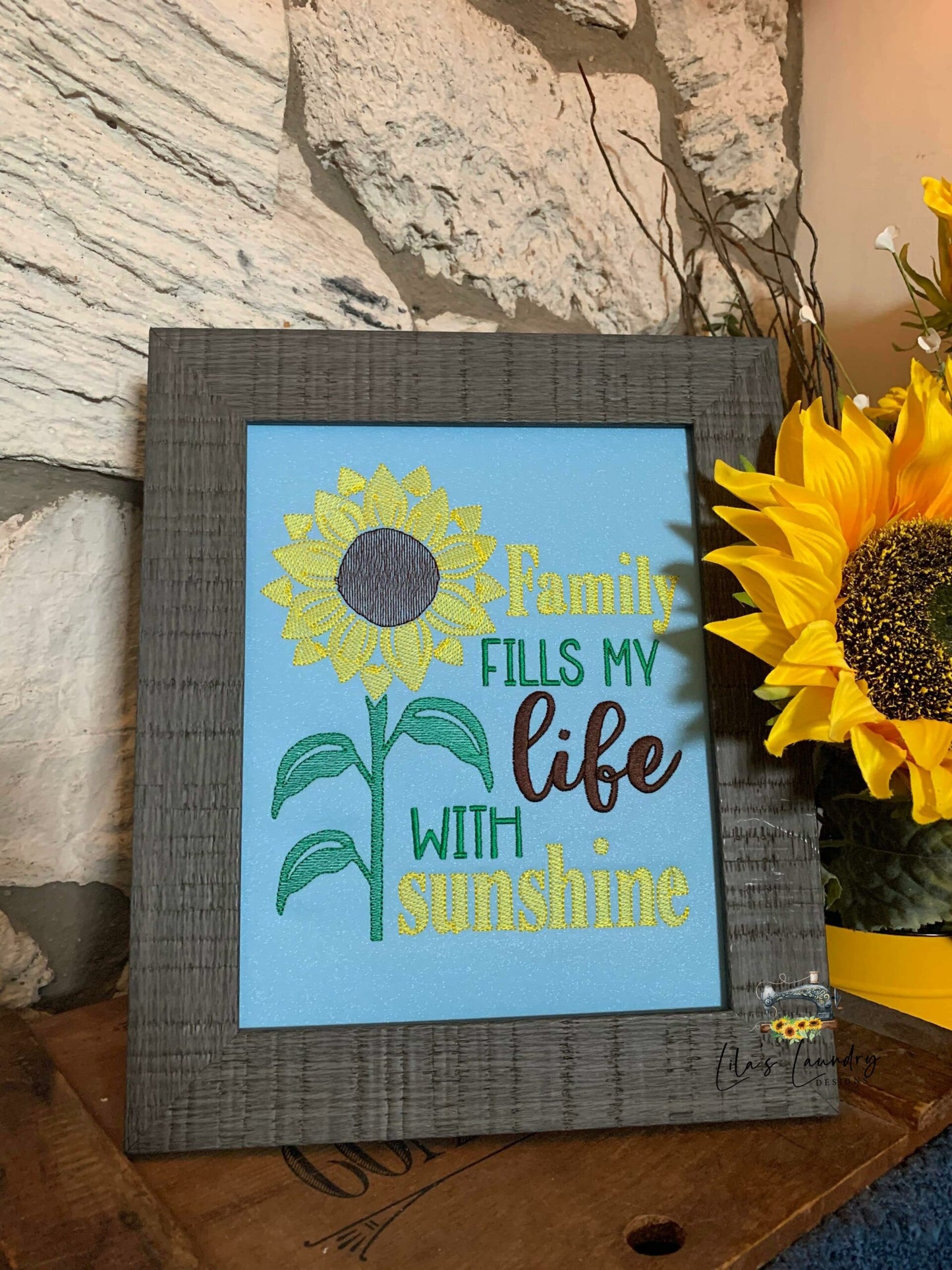 Family Fills Life with Sunshine - 3 sizes- Digital Embroidery Design
