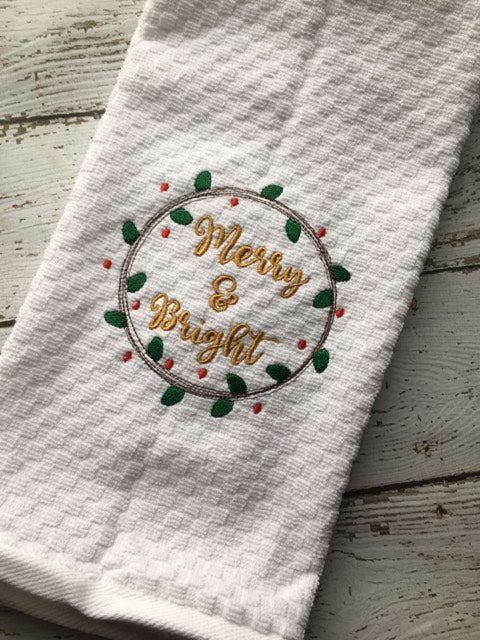 Merry & Bright 4x4 & 5x7 digital embroidery design