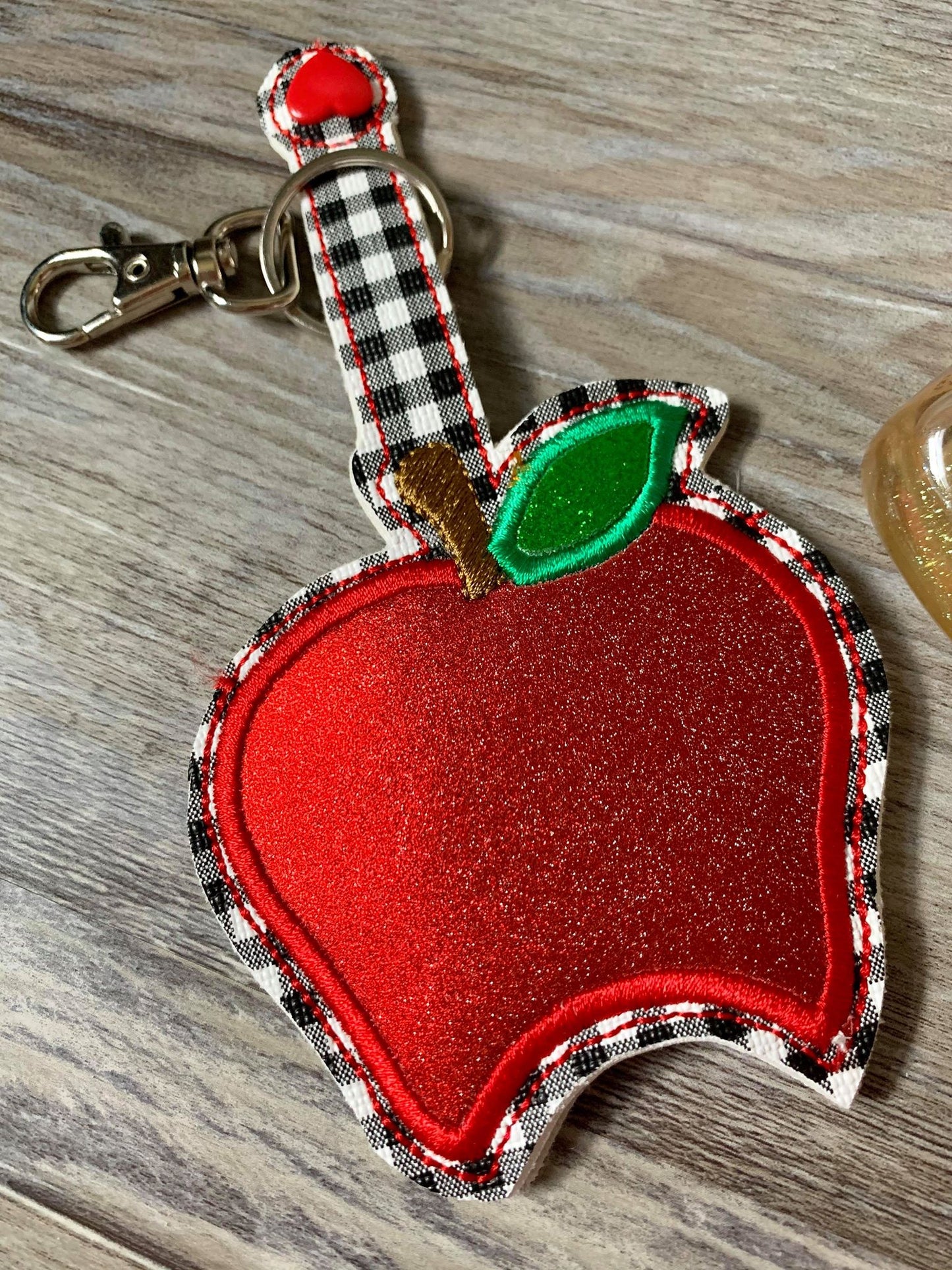 Apple Applique Sanitizer Holder 5x7- DIGITAL Embroidery DESIGN