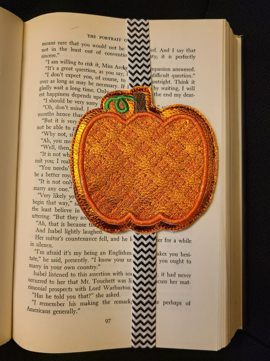 Plaid Applique Pumpkin - Book Band - Digital Embroidery Design