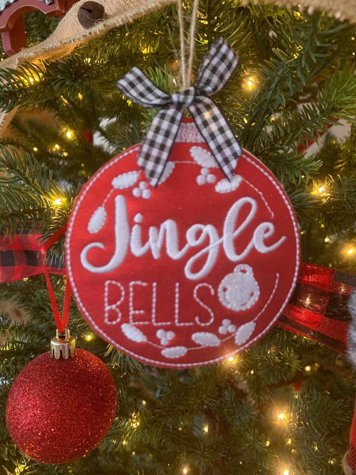 Holiday Ornament Set - Digital Embroidery Design