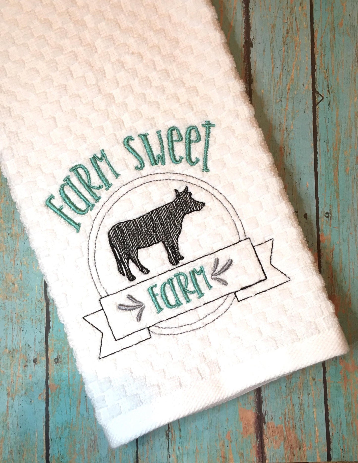 Farm Sweet Farm - 3 sizes- Digital Embroidery Design