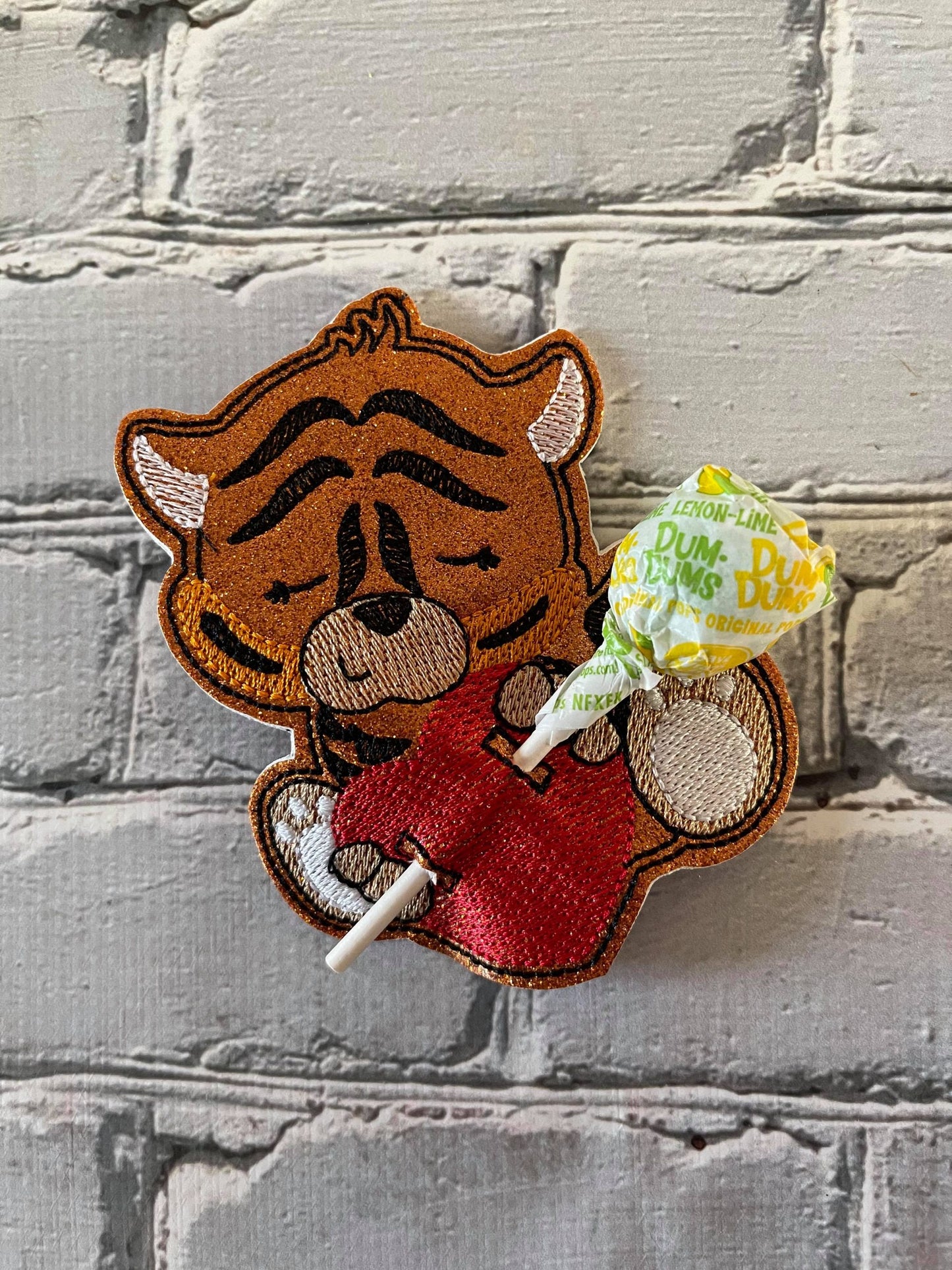 Tiger Heart Sucker Holder - DIGITAL Embroidery DESIGN