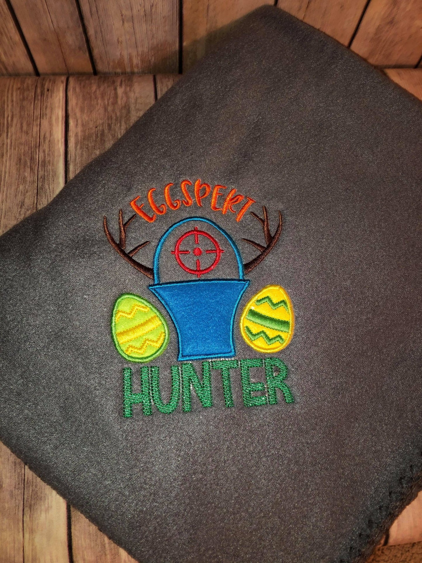 Eggspert Hunter - 2 sizes- Digital Embroidery Design