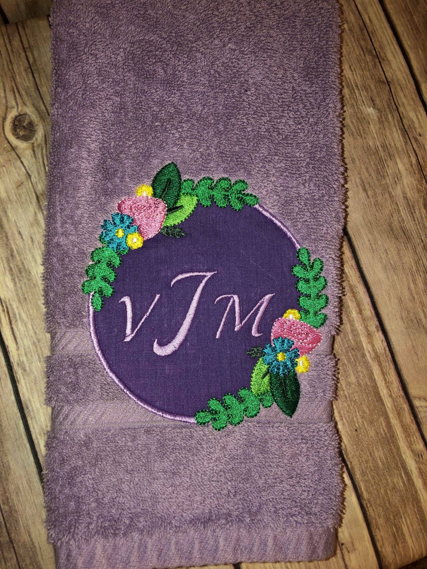 Floral Applique - 3 sizes- Digital Embroidery Design