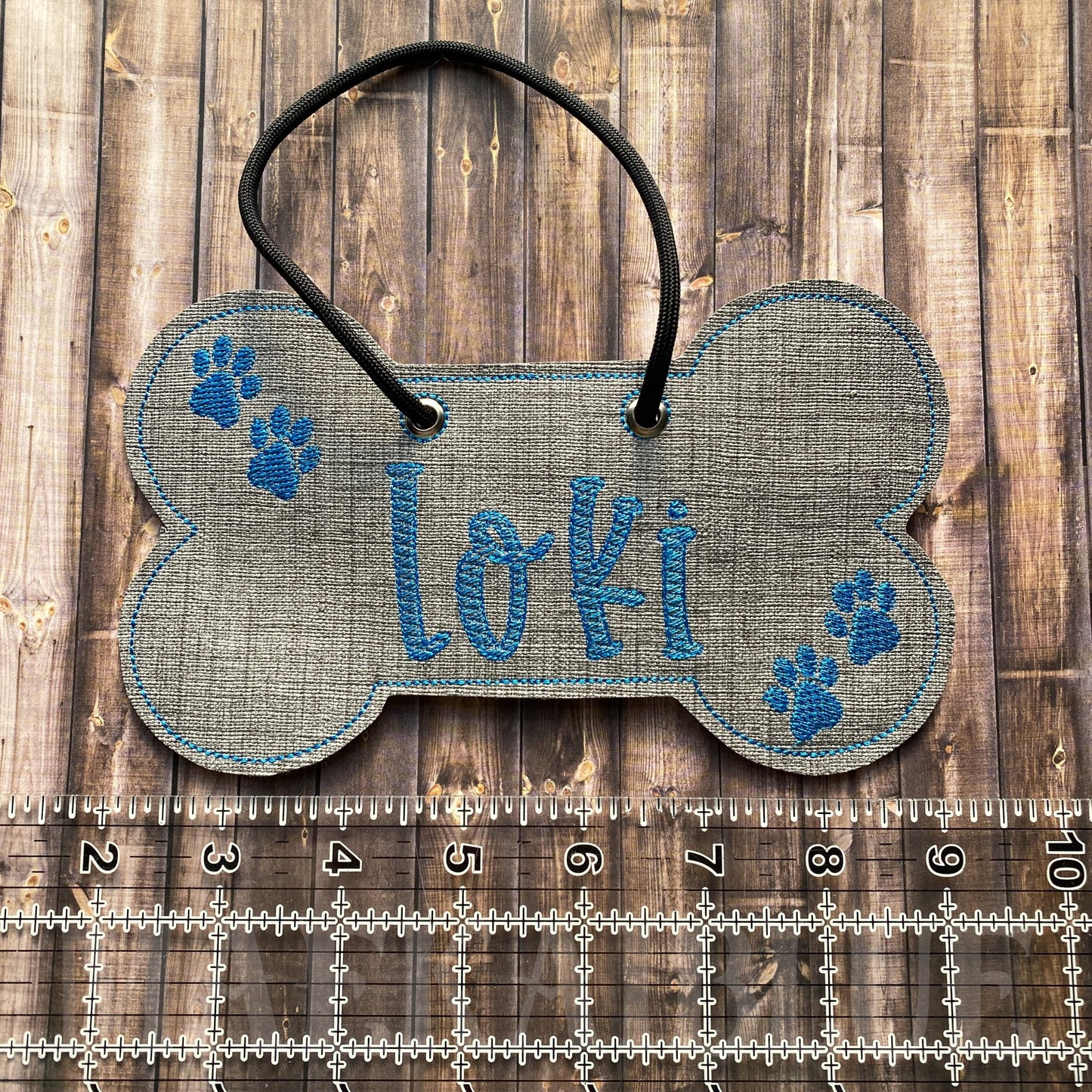 Dog Door Hanger - 4 sizes - Digital Embroidery Design