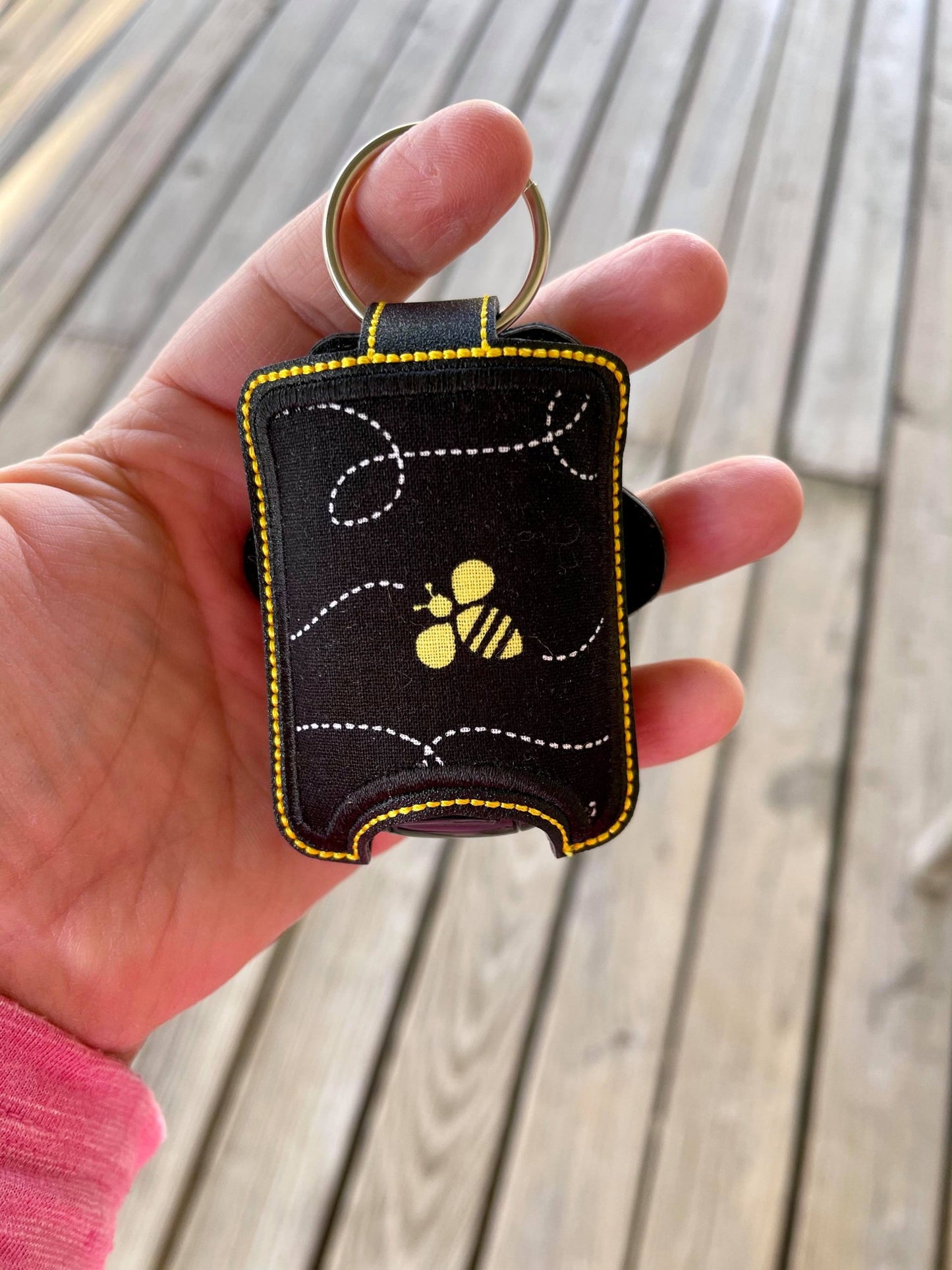 Bee Applique Fold Over Sanitizer Holder 5x7- DIGITAL Embroidery DESIGN