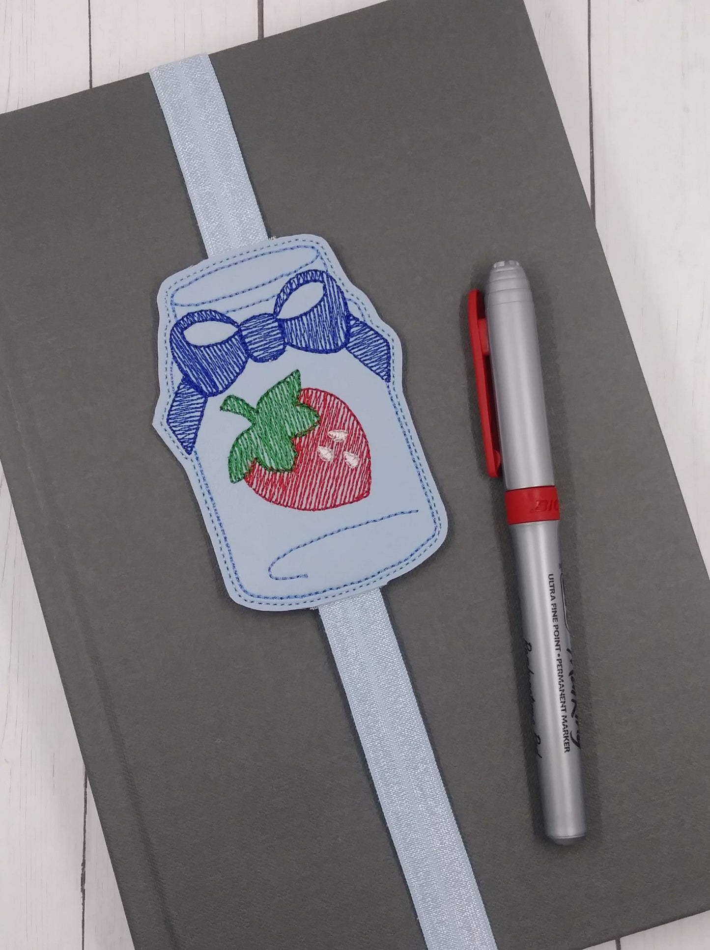 Strawberry Jar Book Band - Embroidery Design, Digital File