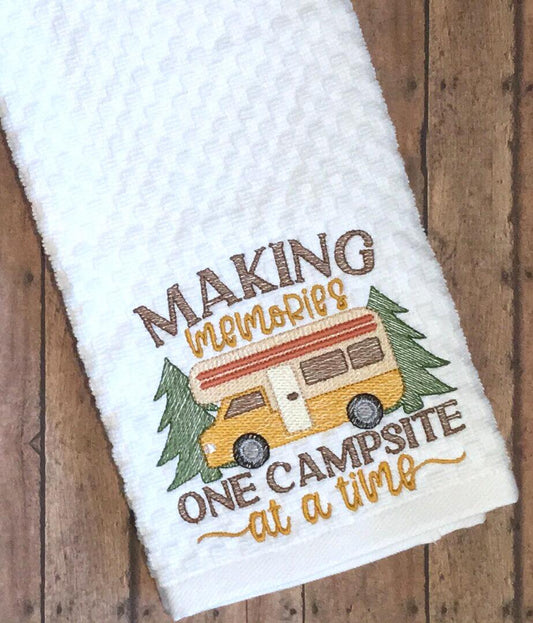 Making Memories - 3 sizes- Digital Embroidery Design