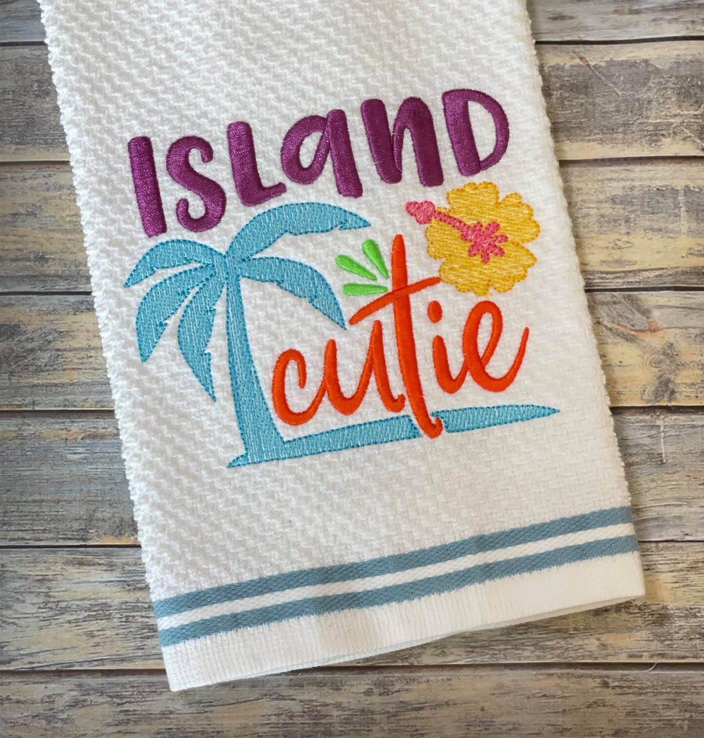 Island Cutie - 3 sizes- Digital Embroidery Design