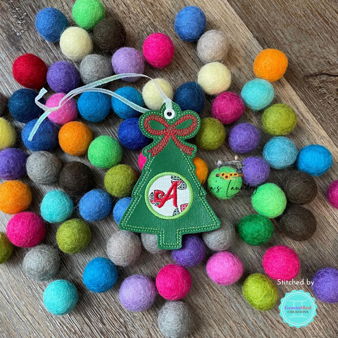 Christmas Tree Applique Ornament - Digital Embroidery Design