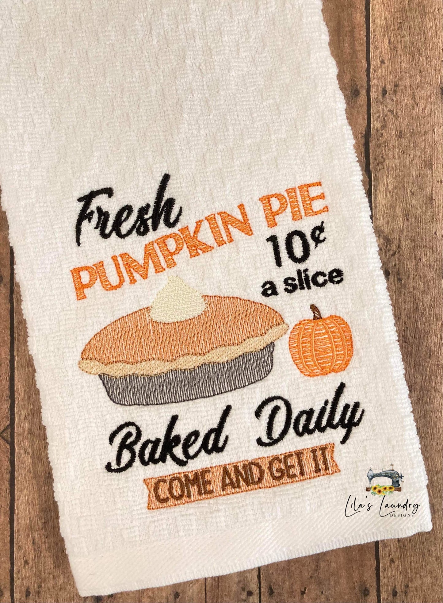 Fresh Pumpkin Pie - 3 sizes- Digital Embroidery Design