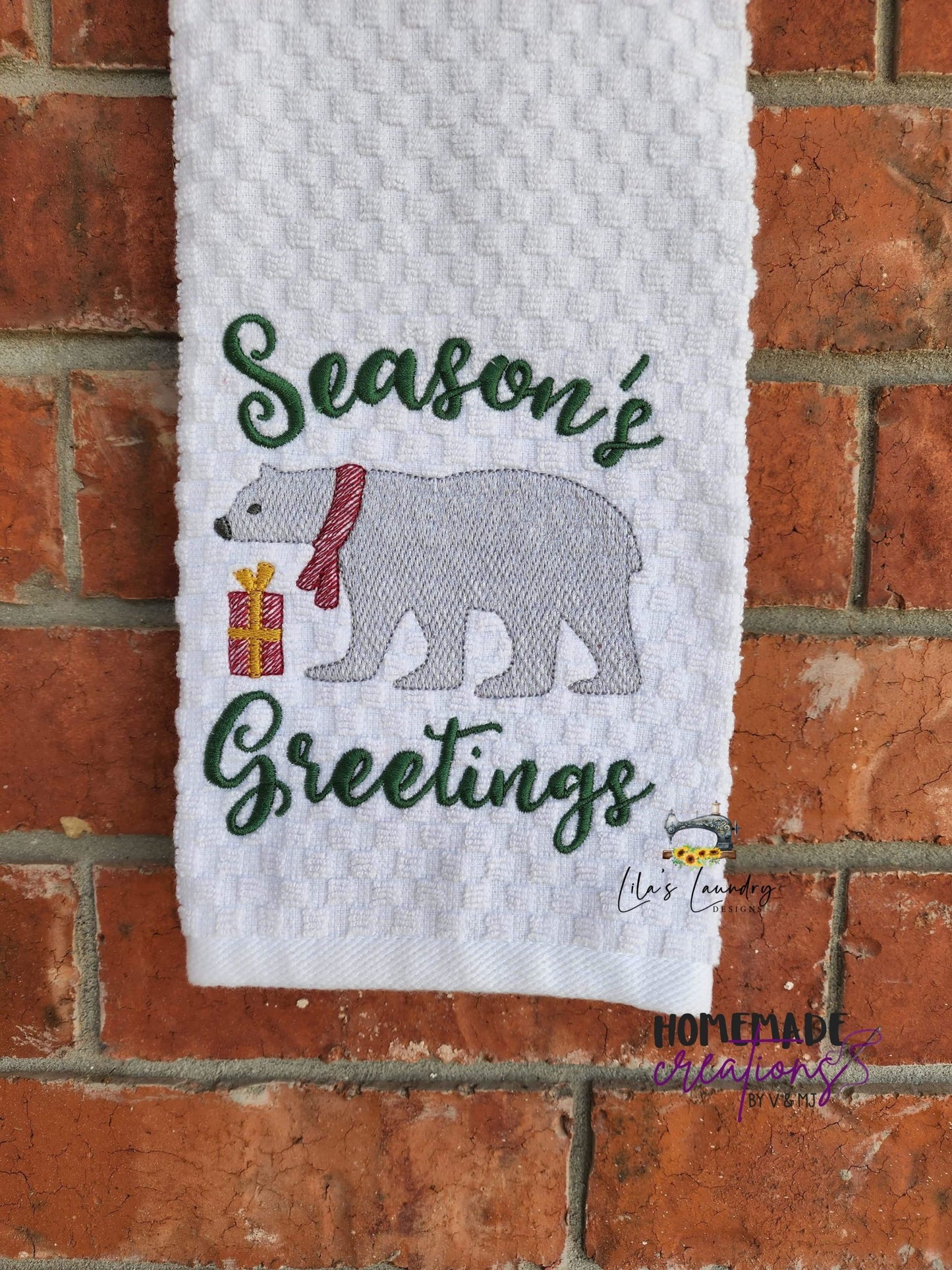 Season's Greetings - 4 sizes- Digital Embroidery Design