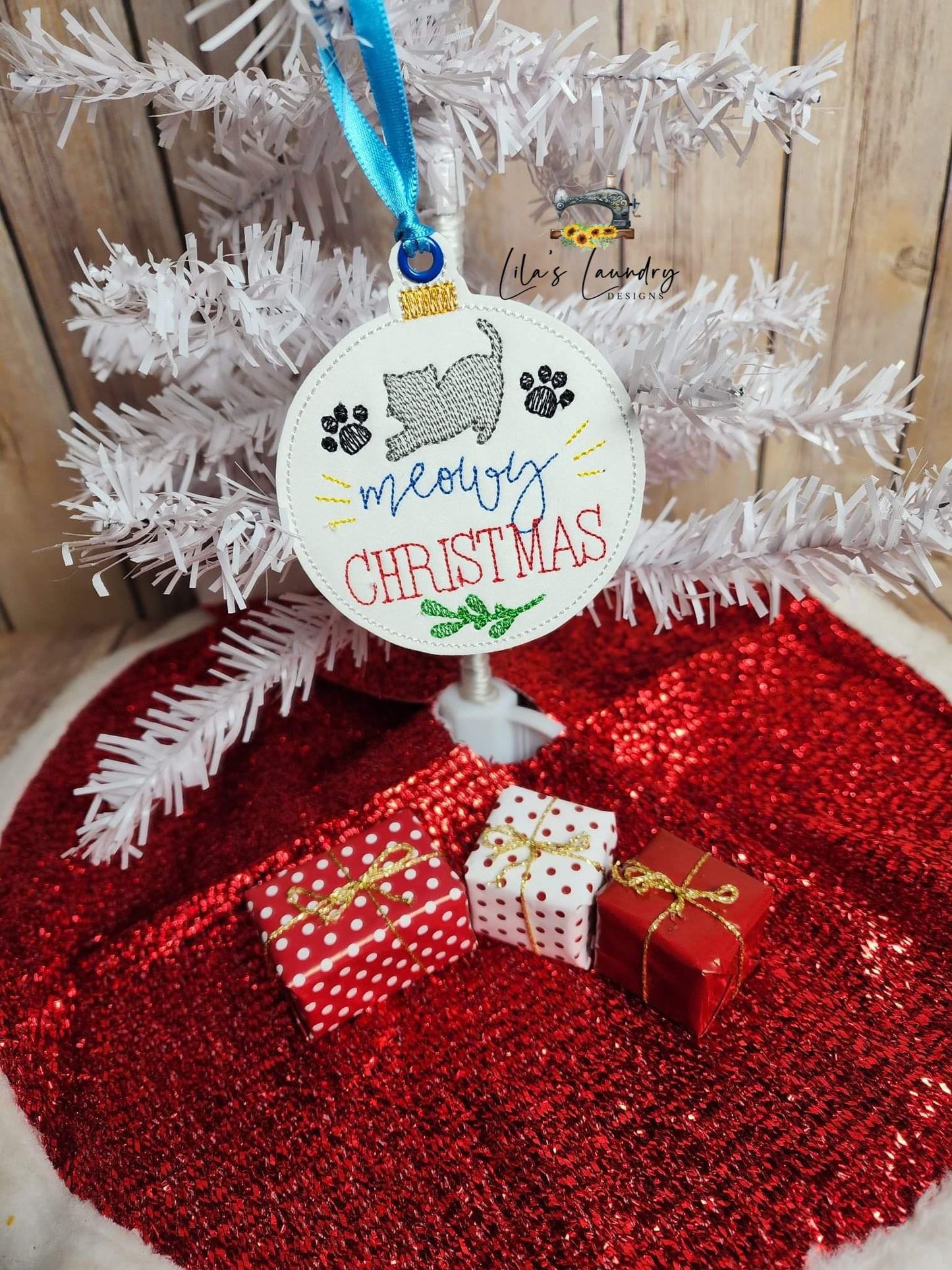 Cat Ornament Set - Digital File - Embroidery Design