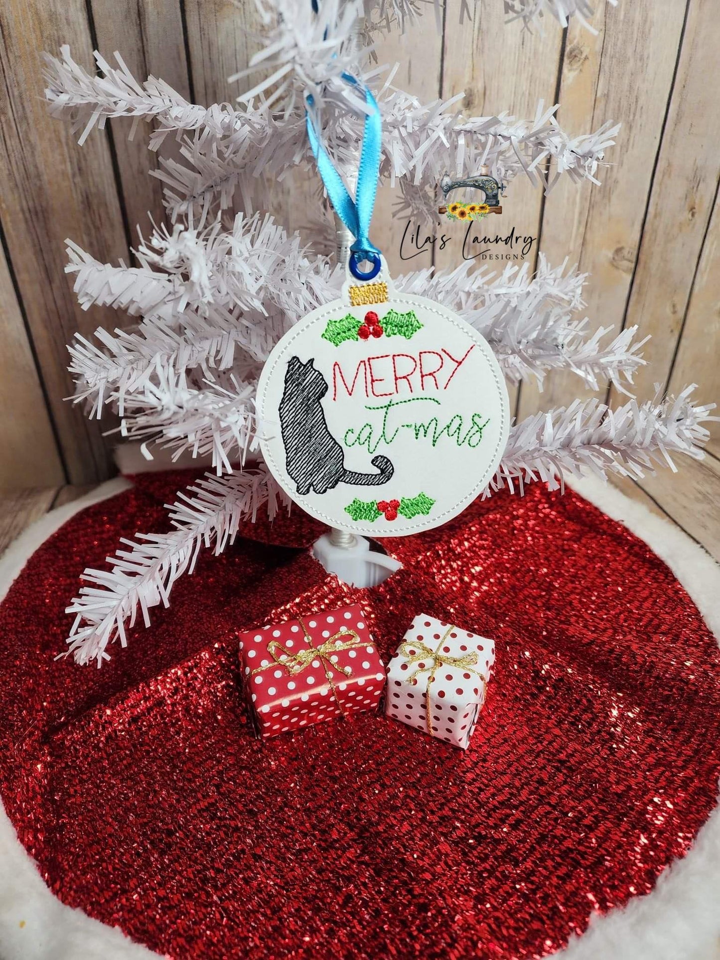 Cat Ornament Set - Digital File - Embroidery Design