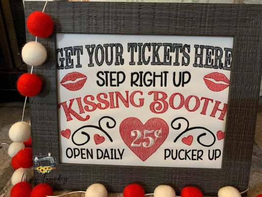 Kissing Booth Sketch - 3 sizes- Digital Embroidery Design