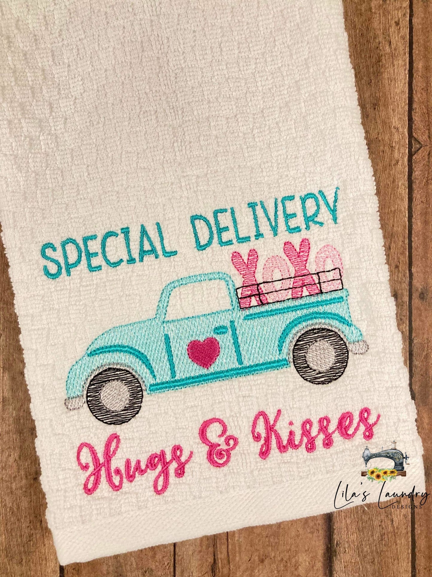 Hugs & Kisses Truck - 3 sizes- Digital Embroidery Design