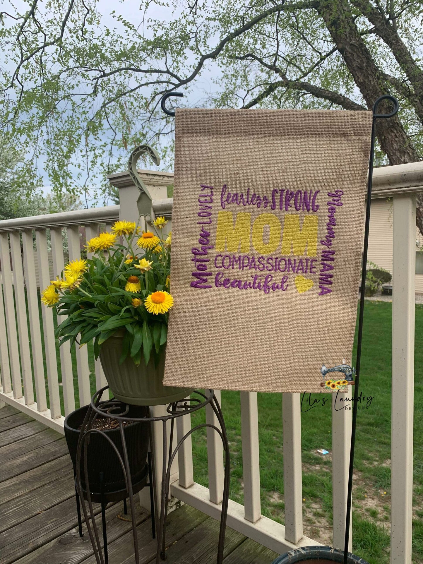 Mom Sketch - 3 sizes- Digital Embroidery Design