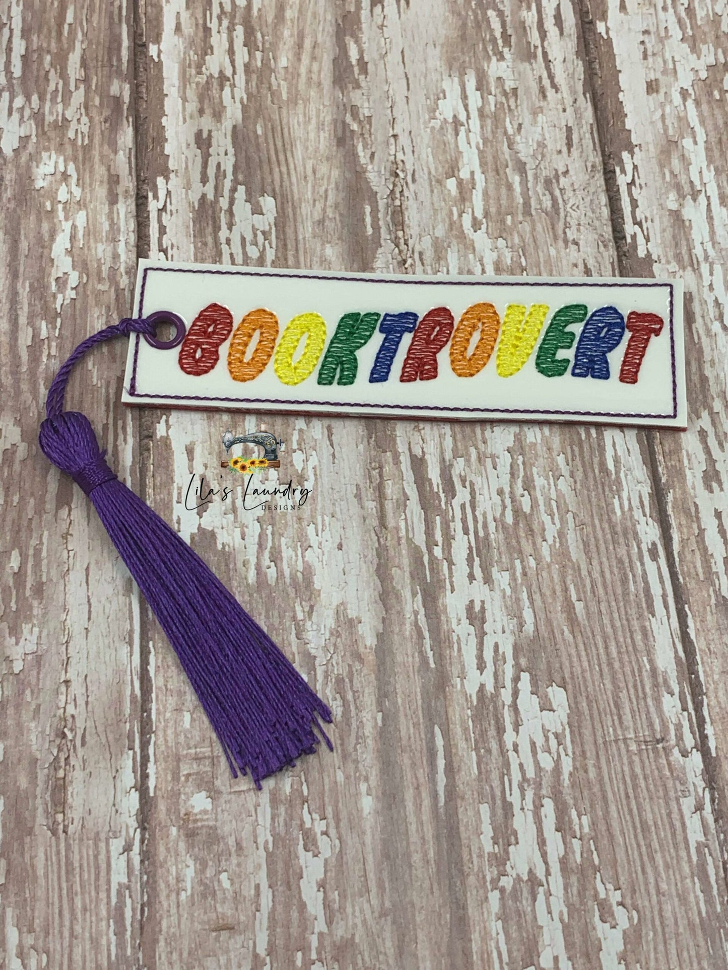 Booktrovert Bookmark - Digital Embroidery Design