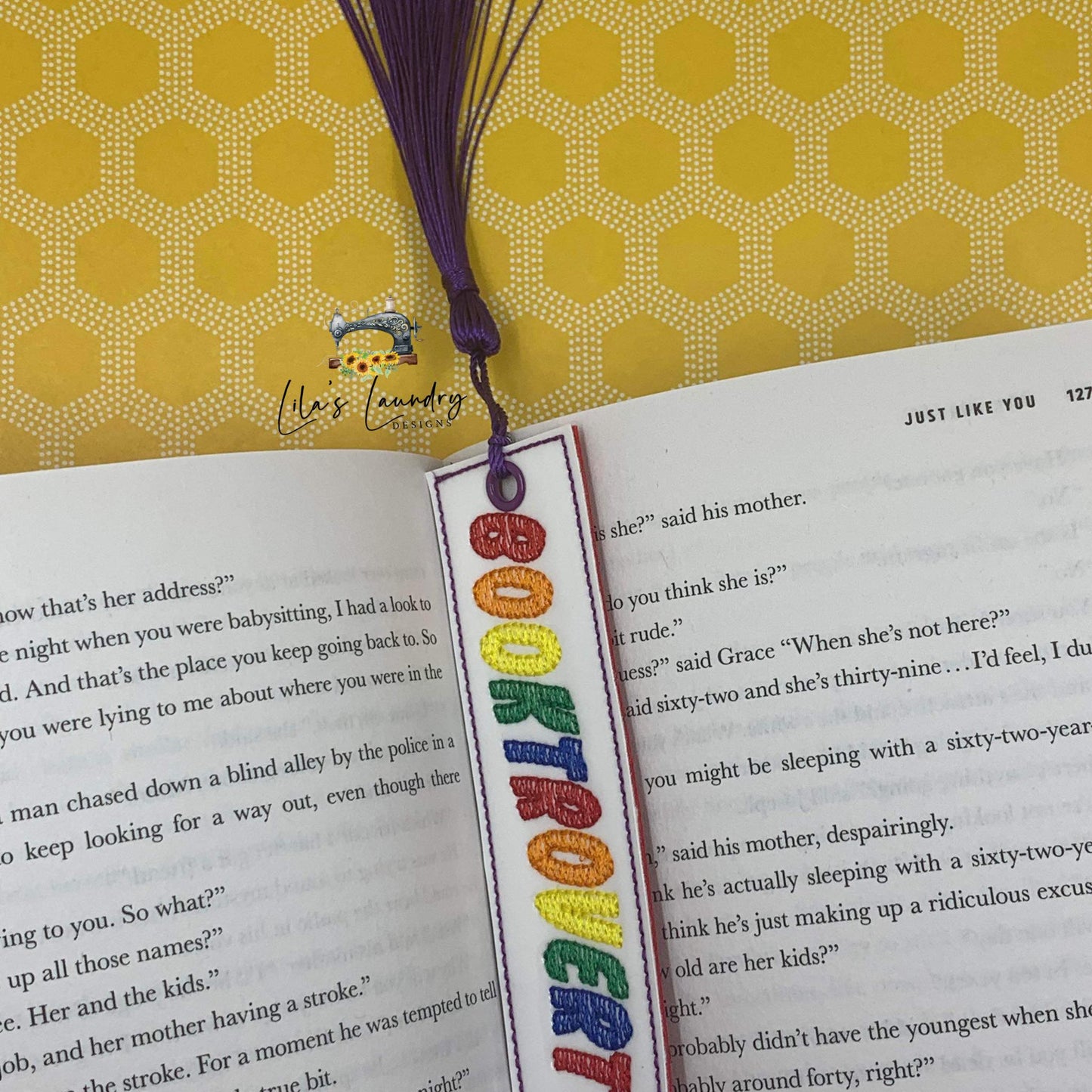 Booktrovert Bookmark - Digital Embroidery Design