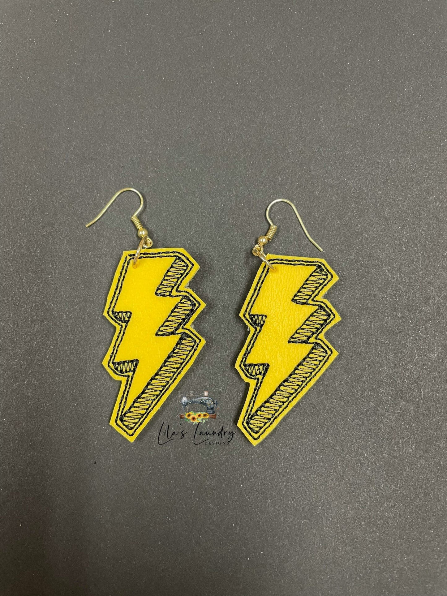 Retro Bolt 2 inch Feltie - Digital Embroidery Design