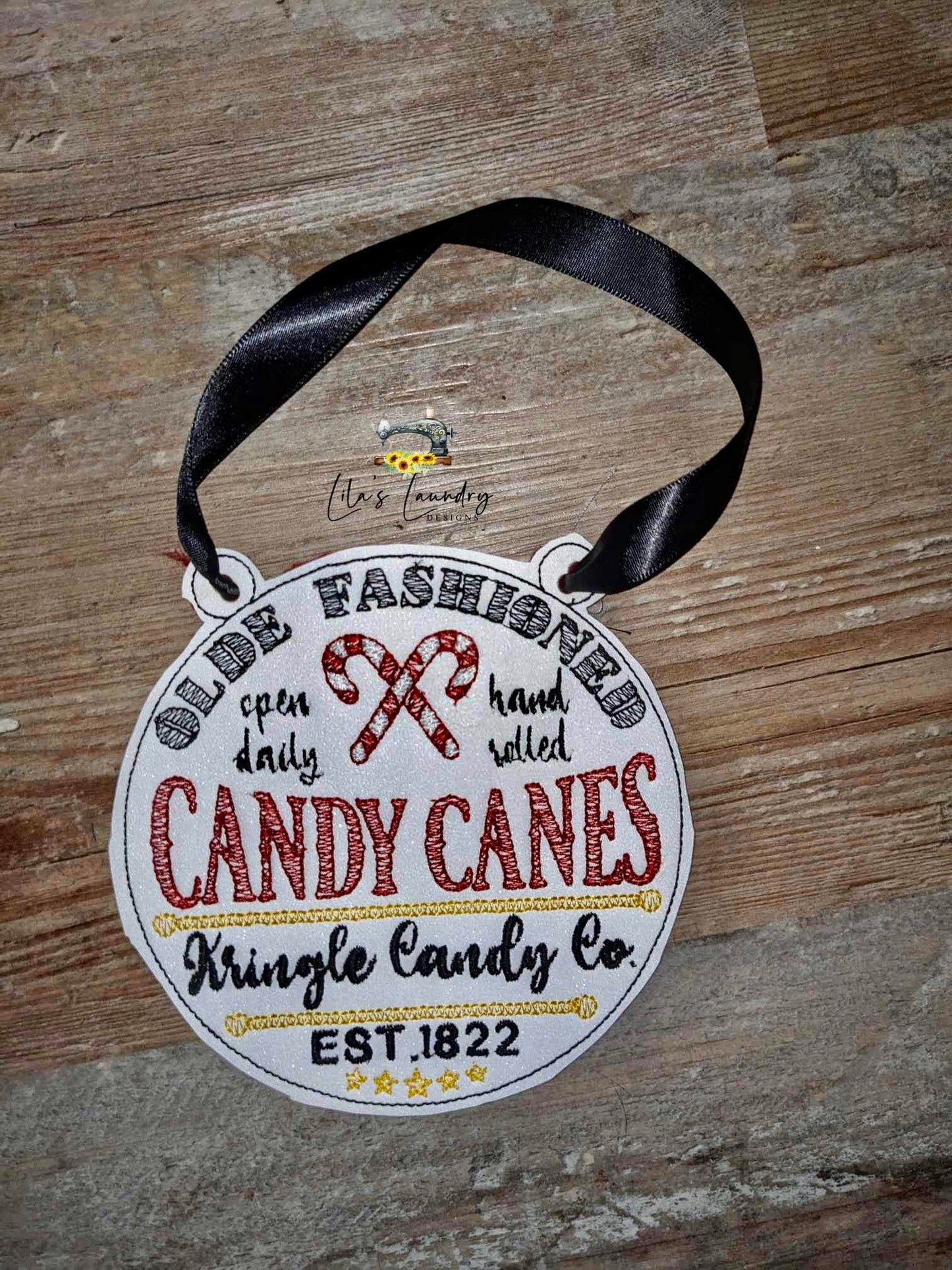 Olde Fashioned Candy Canes Door Sign - 3 sizes - Digital Embroidery Design