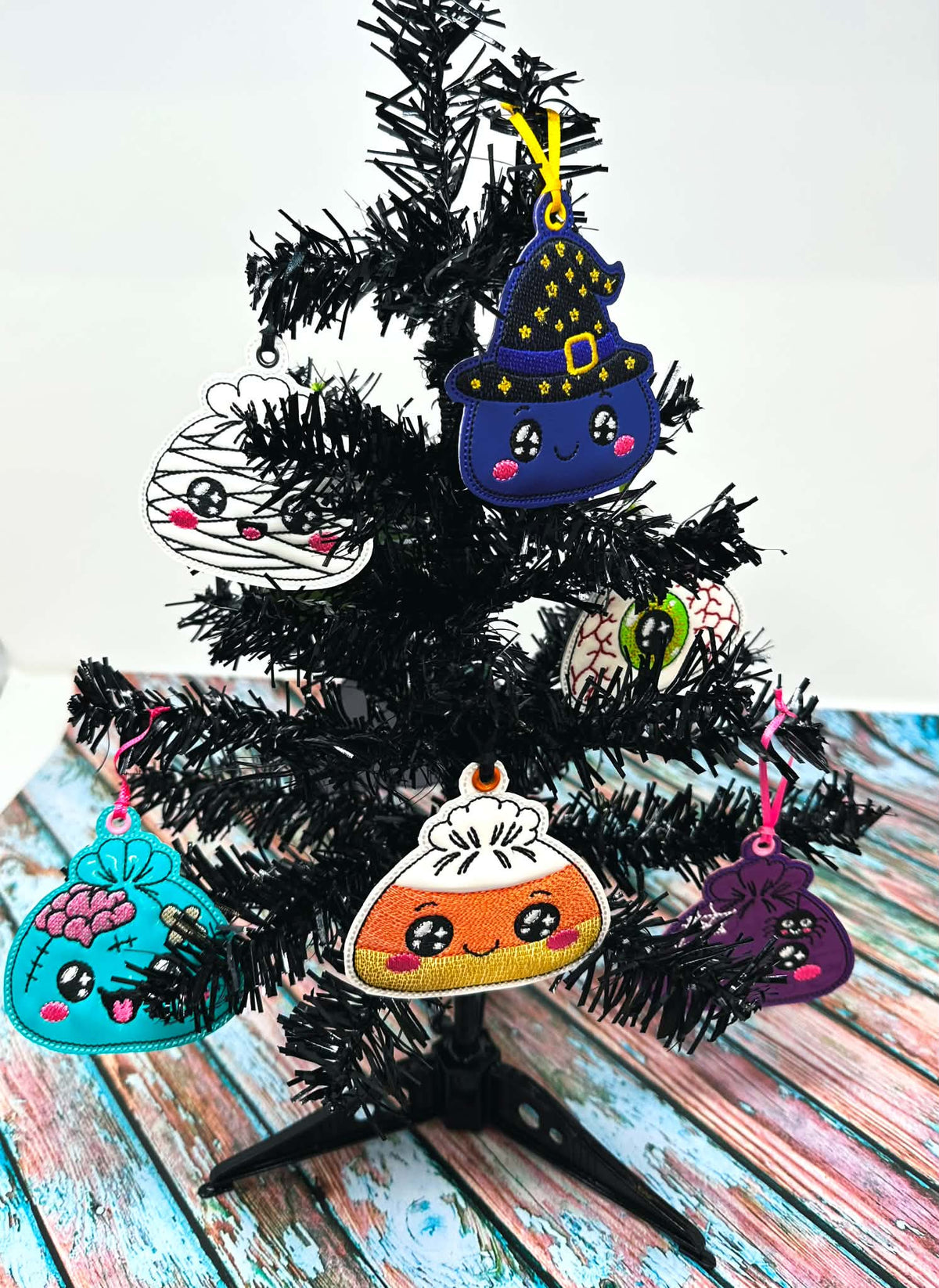 Halloween Dumpling Ornament SET - 4 x 4 Single and 5 x 7 Grouped - 8 DESIGNS - DIGITAL Embroidery Design