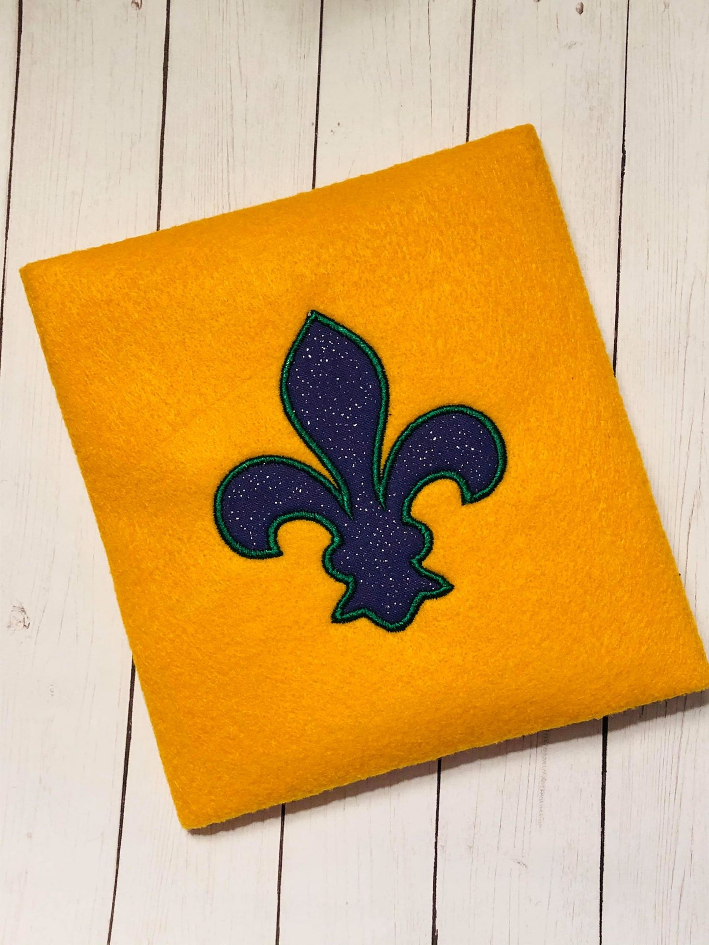 Fleur De Lis Applique - 3 Sizes - Digital Embroidery Design