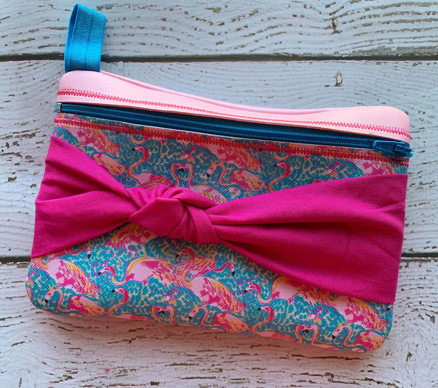 Knotted Bow Zipper Bag - 3 sizes - Digital Embroidery Design