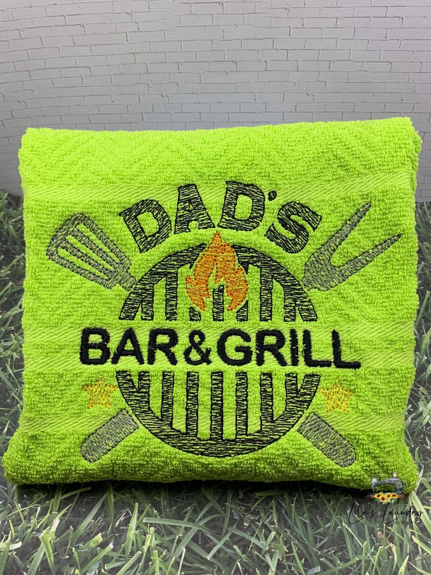 Dad's Bar & Grill - 4 Sizes - Digital Embroidery Design