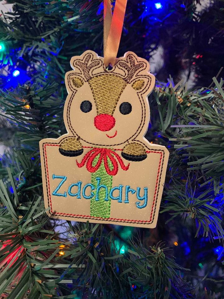 Peeking Ornament Set of 6 - Digital Embroidery Design