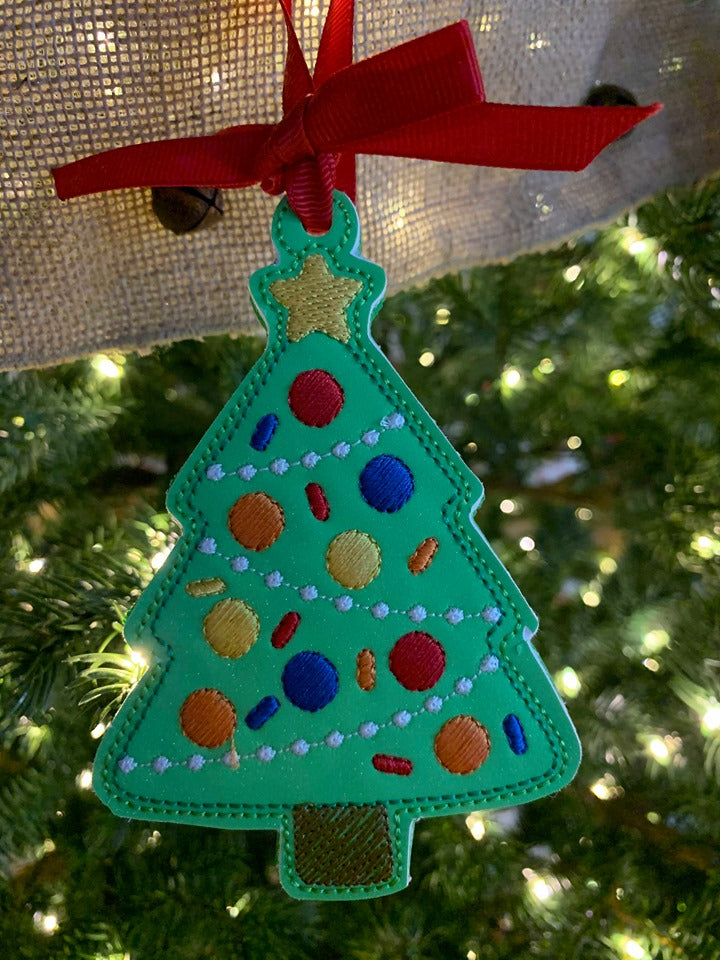 Gingerbread Family Ornament Set - Digital Embroidery Design