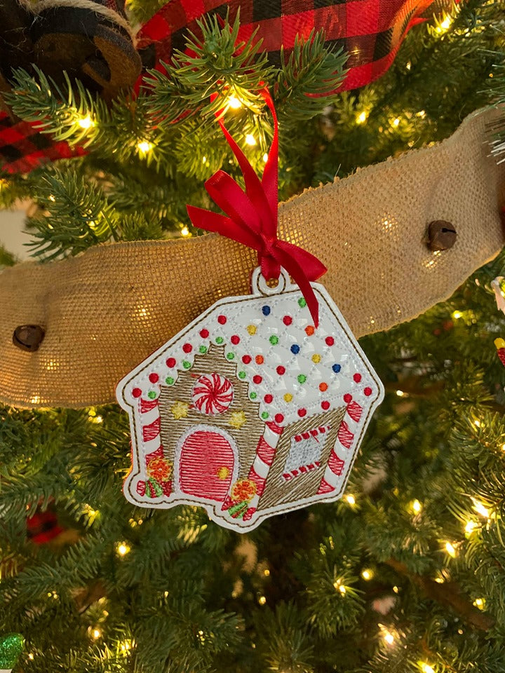 Gingerbread Family Ornament Set - Digital Embroidery Design