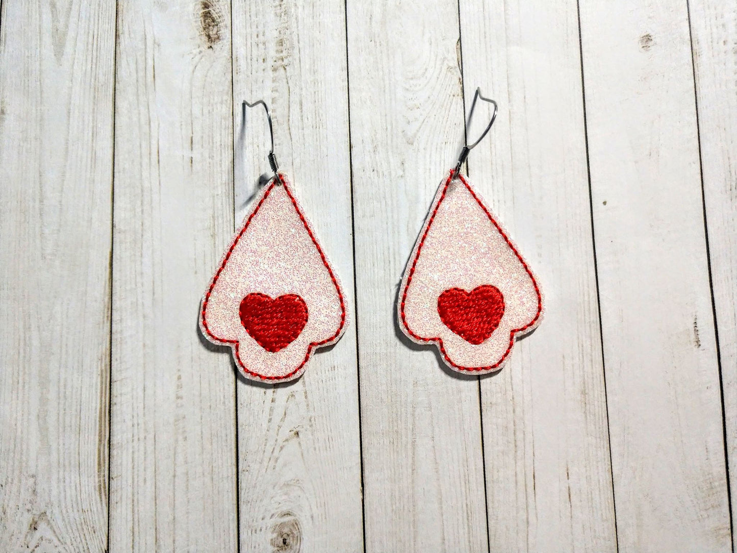 Heart Tear Drop Earrings - 3 sizes - Digital Embroidery Design