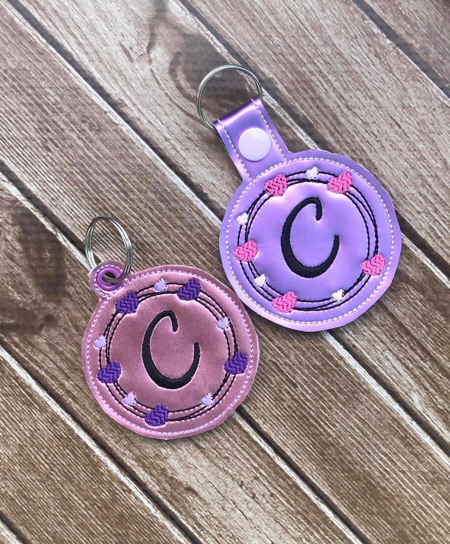 Heart Frame Monogram Fobs -  DIGITAL Embroidery DESIGN