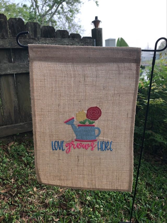 Love Grows Here - 3 Sizes - Digital Embroidery Design
