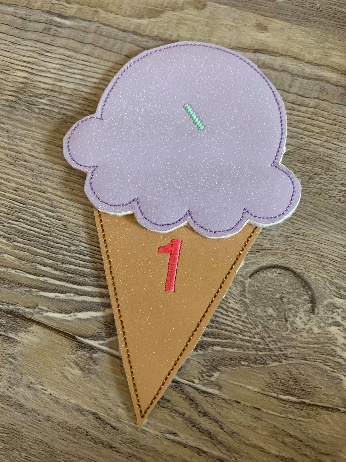 Ice Cream Cone Number Set with zipper bag - Digital Embroidery Design