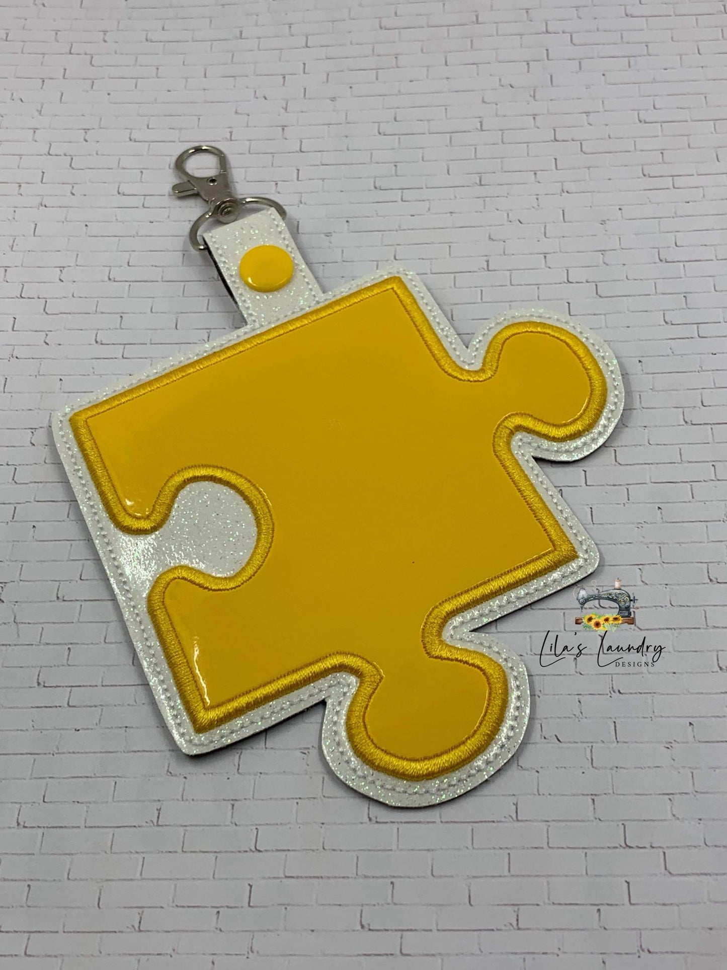 Large Puzzle Piece Bag Tag - 5x7 only - Digital Embroidery Design