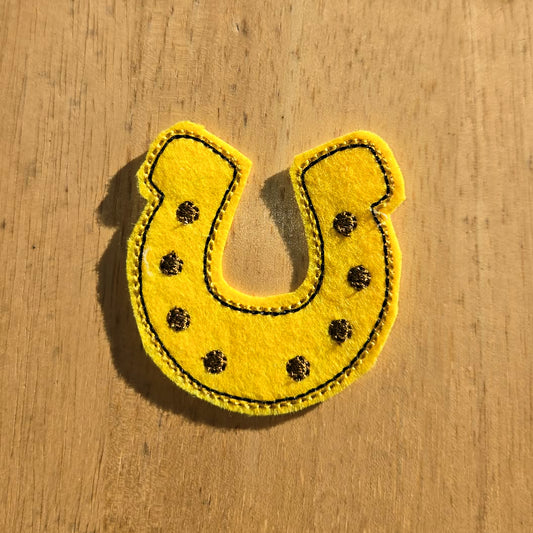 2 Inch Tall Chunky Horseshoe Feltie – In the Hoop – 4 x 4 single, 4 x 4 grouped and 5 x 7 grouped – Digital Embroidery Design