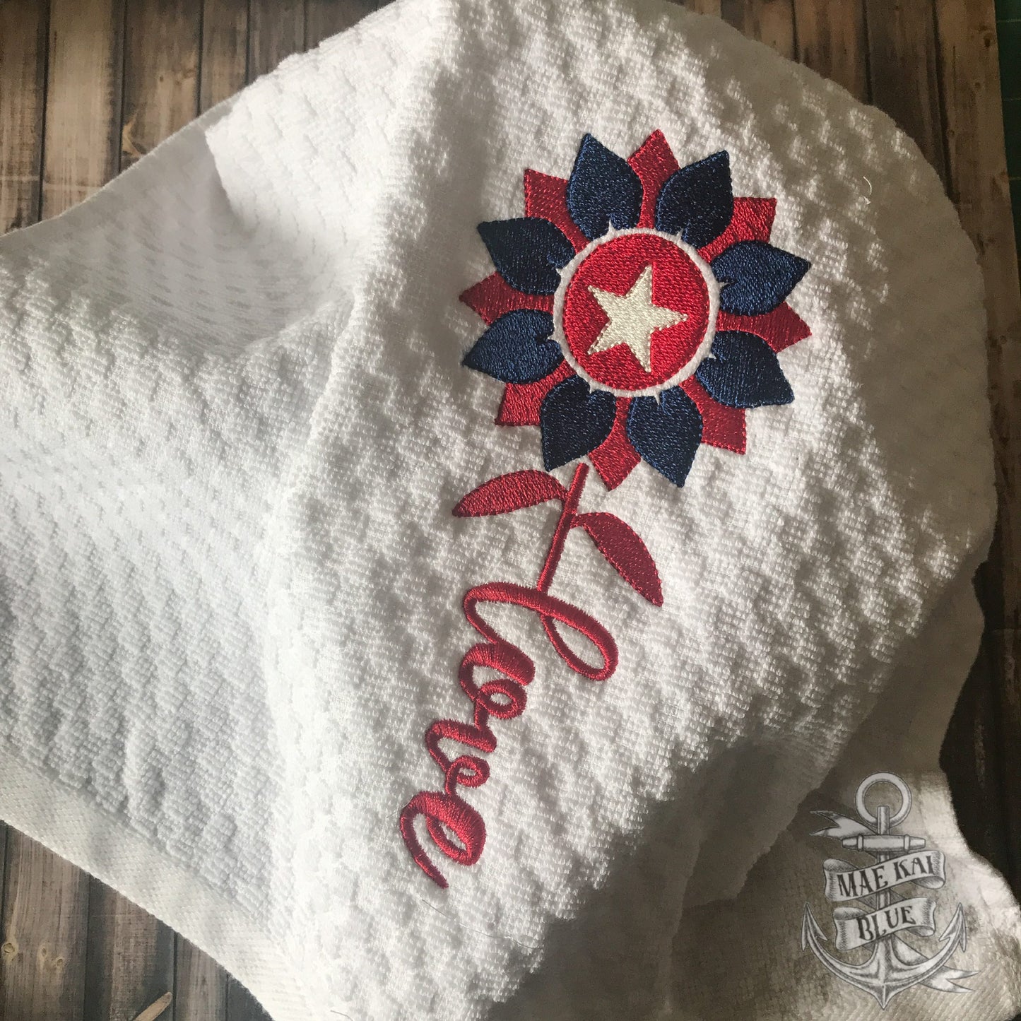 Patriotic Flower - 2 Sizes - Digital Embroidery Design