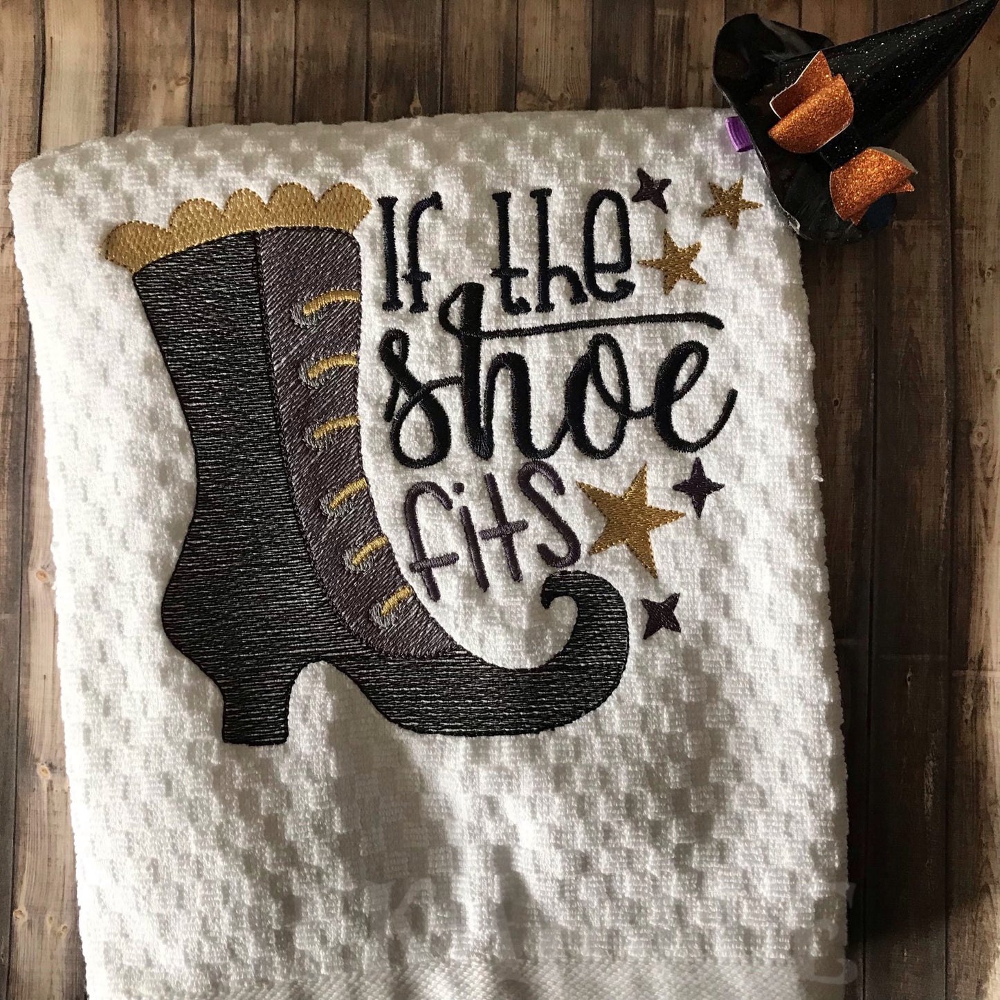 If the Shoe Fits - 2 Sizes - Digital Embroidery Design