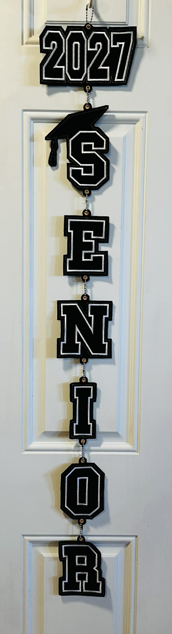 2027 Senior – Dangle – Door Decor – In The Hoop – 5 x 7, 6 x 10 and 8 x 12 included – DIGITAL Embroidery DESIGN