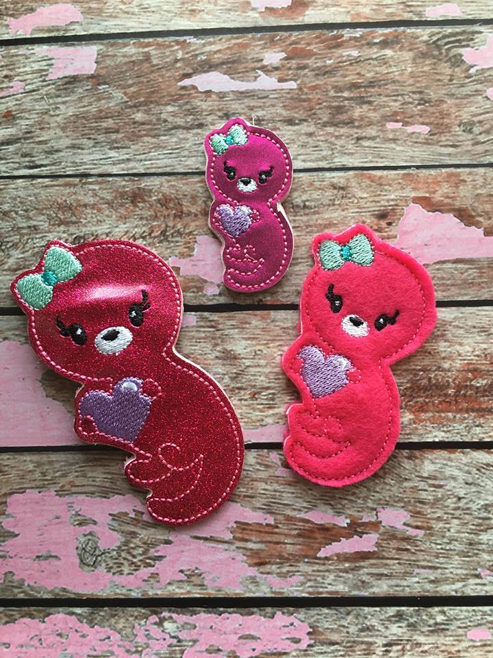 Valentine Girl Otter Felties - 3 sizes- Digital Embroidery Design